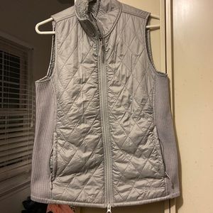 L.L. Bean women’s lightweight quilted gray vest
